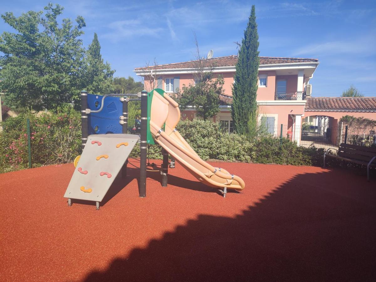 L'Arbois - T2 Avec Piscine Entre Aix Et Marseille Apartman Cabriès Kültér fotó